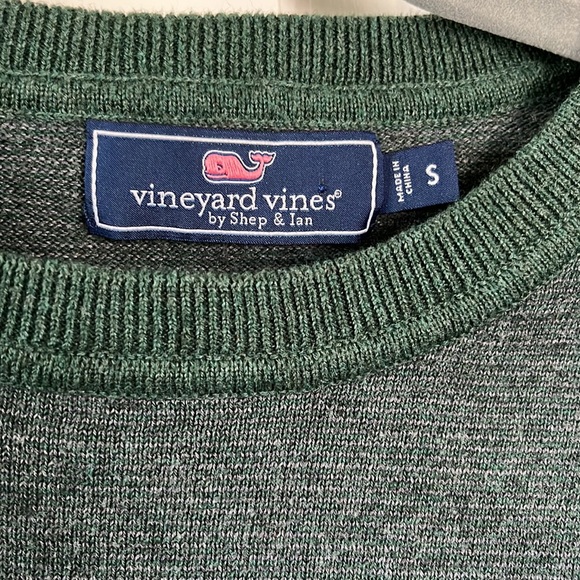 Vineyard Vines Green Sweater - Picture 2 of 4